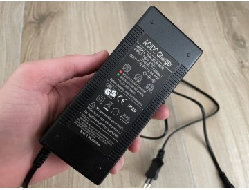 Na čo si dať pozor pri nabíjaní elektrokolobežiek? Vyhnite sa týmto najčastejším chybám